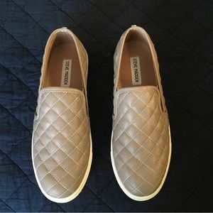 Steve Madden Ecentrcq slip ons